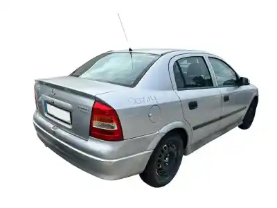Veículo de Sucata opel astra g berlina 1.6 16v do ano 2002 alimentado x16xel