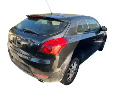 Veículo de Sucata kia cee´d 1.6 crdi cat do ano 2008 alimentado d4fb