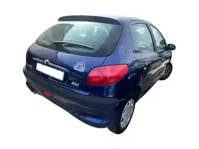 Veicolo di demolizione peugeot 206 berlina 1.4 dell'anno 2000 alimentato kfx