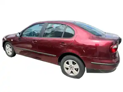 Veículo de Sucata seat toledo (1m2) sport do ano 2004 alimentado asz