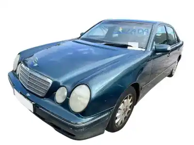 Vehicul casat MERCEDES-BENZ CLASE E (W210) BERLINA DIESEL  al anului 2000 alimentat 613961