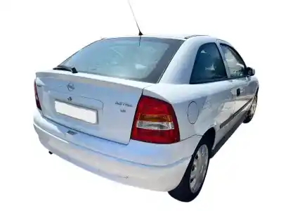 Veículo de Sucata opel astra g berlina 1.6 16v do ano 2000 alimentado x16szr