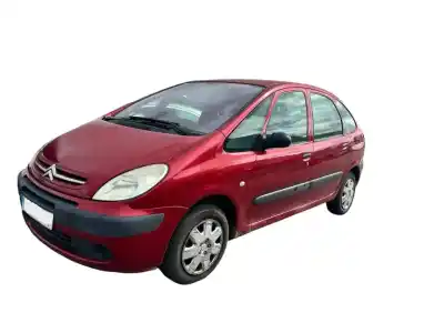 Véhicule à la ferraille CITROEN XSARA PICASSO (N68)  de l'année 2007 alimenté 9HZ