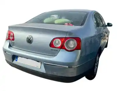 Veículo de Sucata volkswagen passat berlina (3c2) 2.0 tdi do ano 2006 alimentado bkp