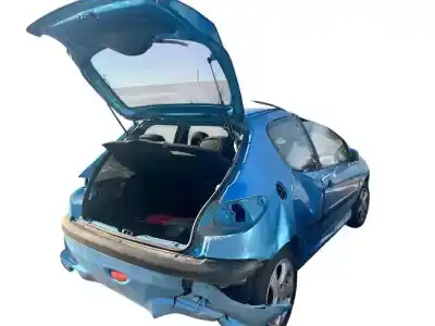 Veículo de Sucata peugeot 206 berlina 1.6 16v cat do ano 2002 alimentado hnf