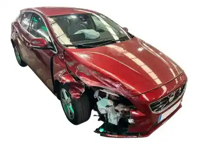 Veículo de Sucata volvo v40 2.0 diesel cat do ano 2013 alimentado d5204t6