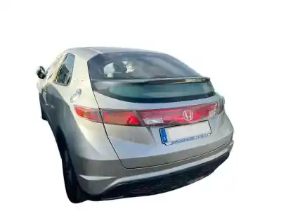 Sloopvoertuig honda civic berlina 5 (fk) 1.4 comfort van het jaar 2008 aangedreven l13a7