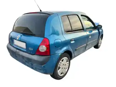 Vehicul casat renault clio ii fase ii (b/cb0) 1.5 dci diesel 64 cv / 47 kw al anului 2002 alimentat 