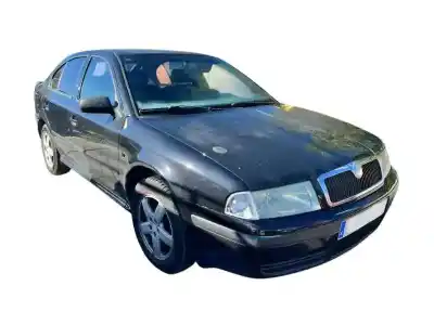 Vehicul casat SKODA OCTAVIA BERLINA (1U2)  al anului 2005 alimentat ASV