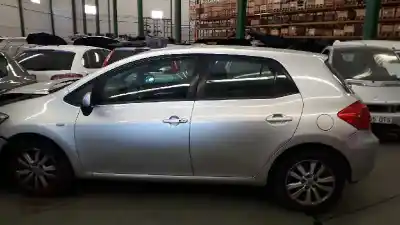 Здавання транспортного засобу toyota                                             auris (e15)                                                                                                                                                                                                                                                1zr року 2007 потужний 1zr