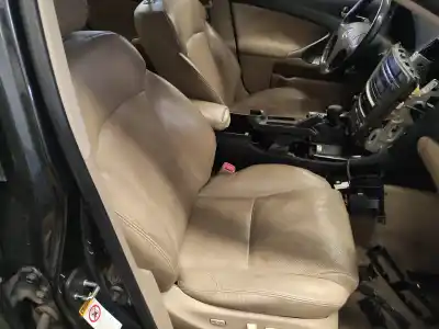 Здавання транспортного засобу lexus is (ds2/is2) 2adfhv року 2006 потужний 2adfhv
