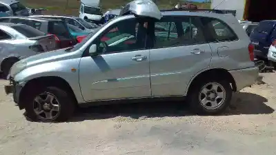 Scrapping Vehicle toyota rav4 (a2) 1zzfe of the year 2003 powered 1zzfe