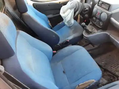 Здавання транспортного засобу fiat i doblò (119) 188a9000 року 2004 потужний 188a9000