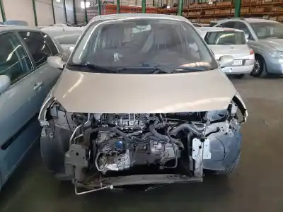 Scrapping Vehicle RENAULT SCENIC II (JM) G/K4M A 7 of the year 2006 powered K4M D8