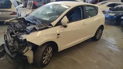 Vehículo de desguace SEAT IBIZA (6J5)  del año 2011 con motor CAY