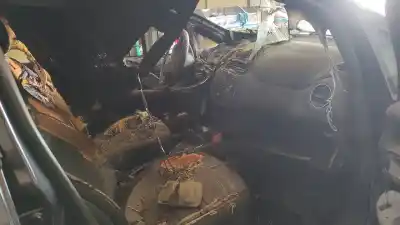 Veículo de Sucata fiat iii evo punto (199) 1.9 d do ano 2010 alimentado 