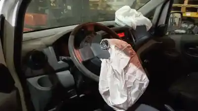 Veículo de Sucata nissan nv200 /evalia (m20/m) d-k9k do ano 2013 alimentado k9k