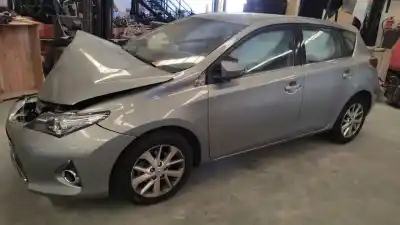 Здавання транспортного засобу TOYOTA AURIS (E18) 1ND року 2014 потужний 1ND