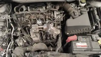 Здавання транспортного засобу toyota auris (e18) 1nd року 2014 потужний 1nd