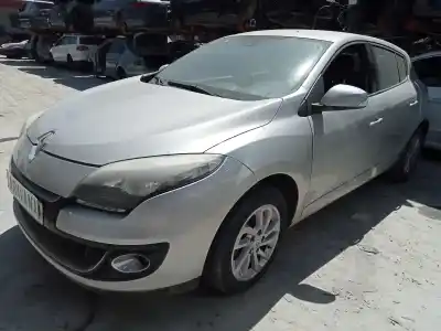 Sloopvoertuig RENAULT MEGANE III BERLINA 5 P Dynamique van het jaar 2012 aangedreven K9KN8