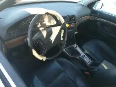 Veículo de Sucata bmw serie 5 berlina (e39) 523i do ano 1997 alimentado 256s3