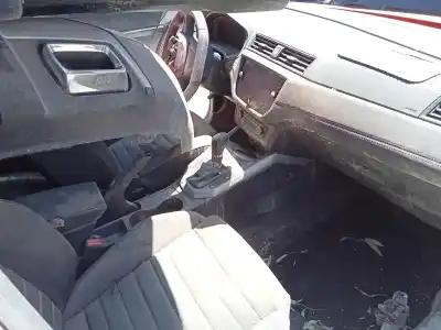 Veículo de Sucata seat arona fr do ano 2019 alimentado dkr