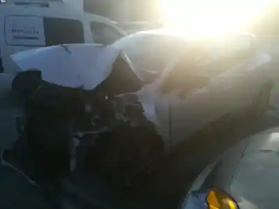 Veículo de Sucata renault clio iv limited do ano 2013 alimentado k9kb6