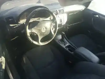 Véhicule à la ferraille MERCEDES-BENZ CLASE C (W203) BERLINA 220 CDI (203.006) 143 CV / 105 KW de l'année 2000 alimenté 611.962