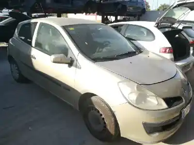 Veicolo di demolizione RENAULT CLIO III iMusic Pack Dynamique dell'anno 2006 alimentato D4FD7