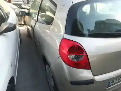 Veicolo di demolizione renault clio iii imusic pack dynamique dell'anno 2006 alimentato d4fd7