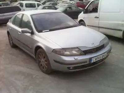 Veicolo di demolizione RENAULT LAGUNA II (BG0) Confort Dynamique dell'anno 2002 alimentato G9TD7
