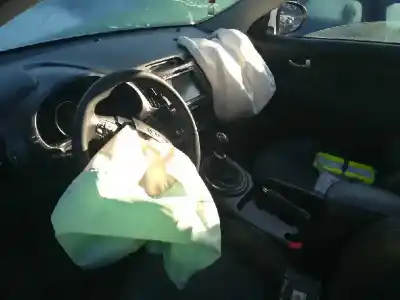 Vehicul casat kia sportage drive 4x4 al anului 2012 alimentat d4ha