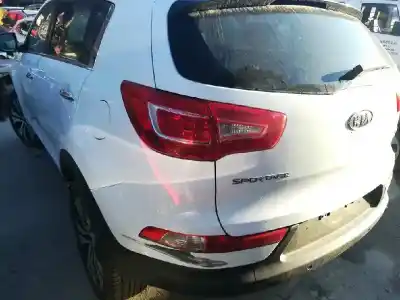 Vehicul casat kia sportage drive 4x4 al anului 2012 alimentat d4ha