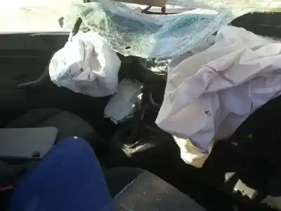 Veículo de Sucata ford fiesta (cb1) econetic do ano 2010 alimentado hhjc