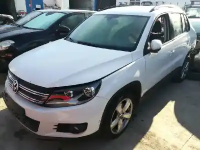 Vehículo de desguace VOLKSWAGEN TIGUAN 2.0 TDI del año 2014 con motor CFFG