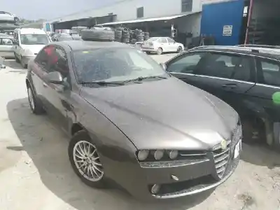 Scrapping Vehicle alfa romeo 159 (140) 1.9 jtdm 8v sport of the year 2005 powered 939a1000