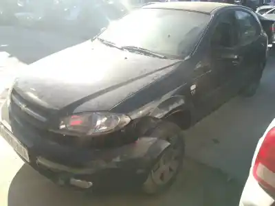 Sloopvoertuig chevrolet lacetti sx van het jaar 2006 aangedreven f16d3