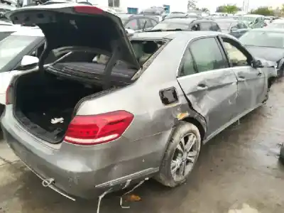 Veicolo di demolizione MERCEDES-BENZ CLASE E (W212) E 220 CDI / BLUETEC (212.001, 212.002) dell'anno 2014 alimentato 651924