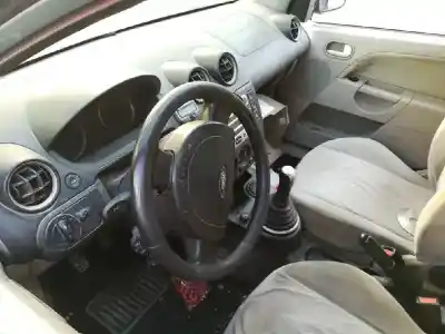 Veículo de Sucata ford fiesta (cbk) ambiente do ano 2004 alimentado f6ja