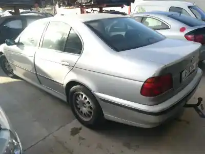 Sloopvoertuig bmw serie 5 berlina (e39) 525tds van het jaar 1999 aangedreven 256t1