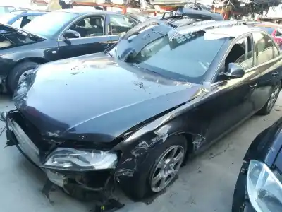 Scrapping Vehicle audi a4 b8 (8k2) 2.0 tdi of the year 2008 powered cag