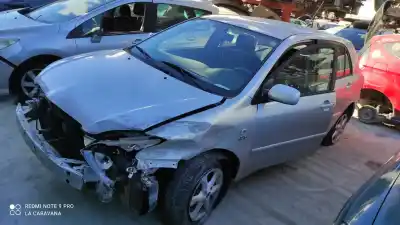 Vehicul casat toyota corolla (e12) 2.0 d-4d linea luna berlina al anului 2003 alimentat 1cdftv