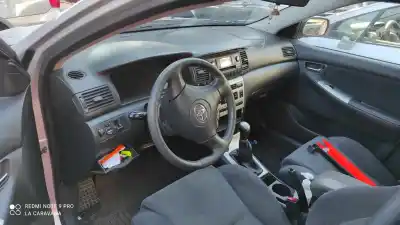 Vehicul casat toyota corolla (e12) 2.0 d-4d linea luna berlina al anului 2003 alimentat 1cdftv