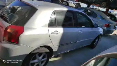 Vehicul casat toyota corolla (e12) 2.0 d-4d linea luna berlina al anului 2003 alimentat 1cdftv