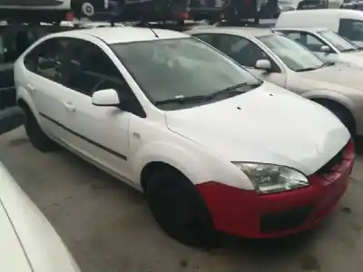 Veículo de Sucata ford focus berlina (cap) ambiente (d) do ano 2007 alimentado kkda