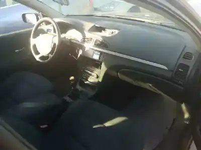 Scrapping Vehicle RENAULT LAGUNA II (BG0) Authentique of the year 2006 powered F9Q17