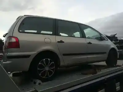 Vehicul casat ford galaxy (vy) ambiente al anului 2003 alimentat anu