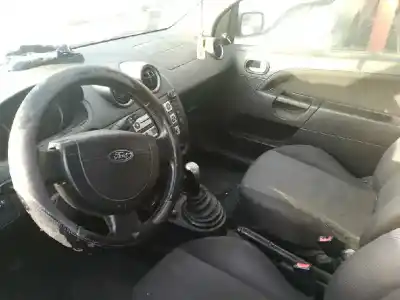 Veículo de Sucata ford fiesta (cbk) fun do ano 2005 alimentado f6ja