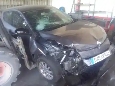 Veículo de Sucata renault megane iii berlina 5 p bose edition do ano 2012 alimentado k9kr8