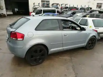 Veículo de Sucata AUDI A3 (8P) 2.0 TDI Ambiente (DPF) do ano 2001 alimentado BKD